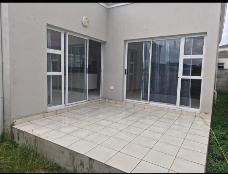 2 Bedroom Property for Sale in Nahoon Valley Park Eastern Cape